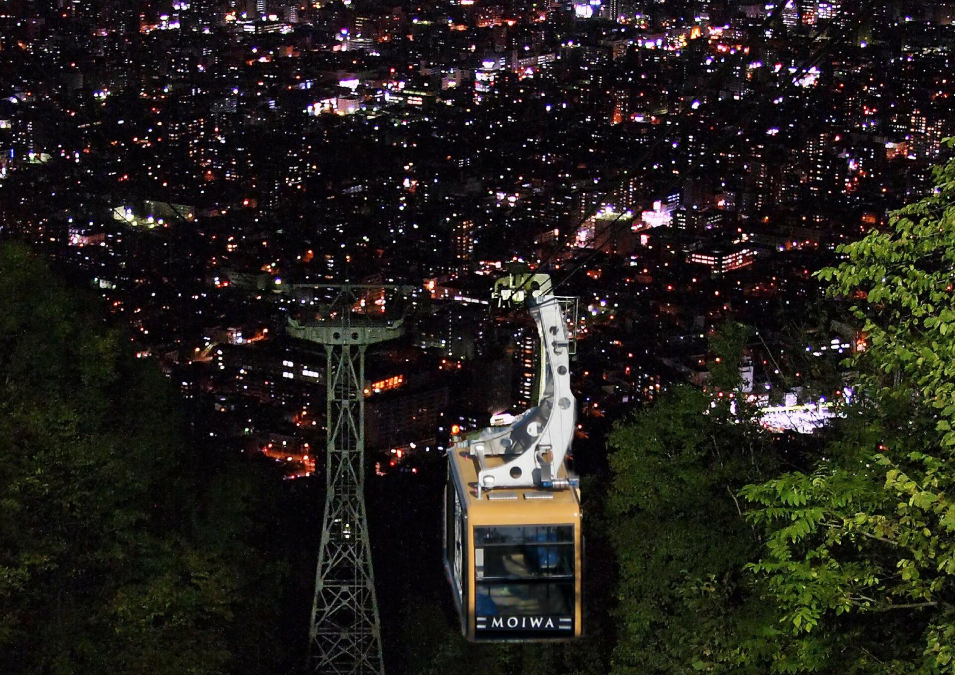 札幌夜景スポット巡り【人気の藻岩山と地元オススメ旭山記念公園】≪車がなくても大丈夫！タクシー送迎つきプラン≫ 日帰り  「北海道体験」からの申込で特別割引実施中！ | 北海道体験 | 北海道の体験型観光・アクティビティの検索予約サイト